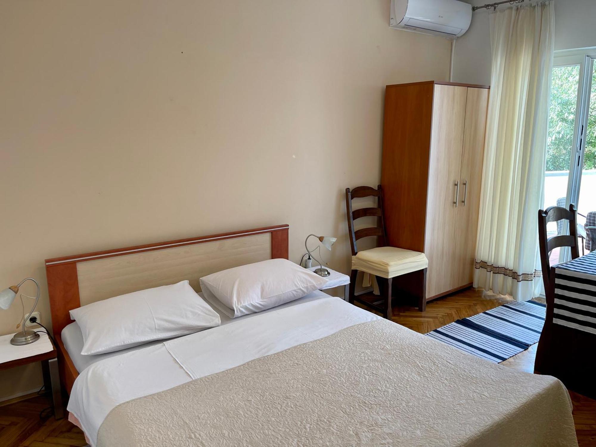 Ana Guest House Нін Екстер'єр фото